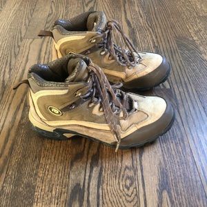 Dunham Cloud Hiking Boots